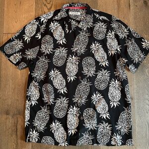 Tommy Bahama Pineapple Shortsleeved Shirt